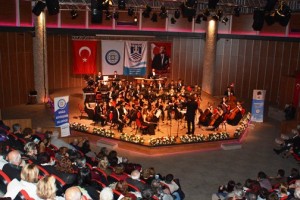 orkestranın yılbaşı konserleri büyüledi (2)