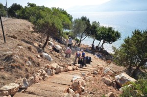 belediye ekipleri torba sahilini duzenledi (1)