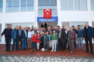 Baskan Kocadon Mumcularda vatandaslari agirladi (9)