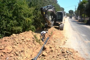 Dereköy Mahallesi'nin İçme Suyu Hattı Yenilendi (3)