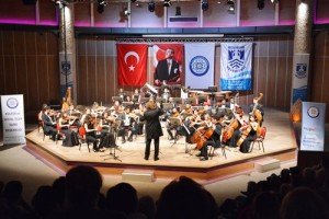 büyükşehir orkestrası sezonu açtı (1)