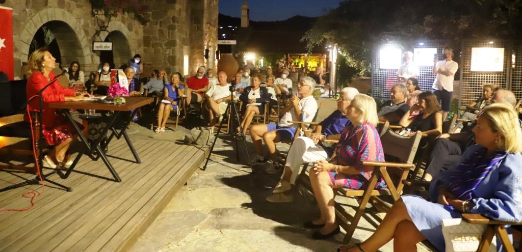 Dibeklihan'da Anlamlı Söyleşi