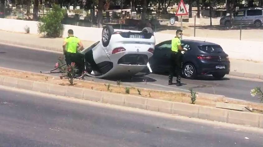 Araç Karşı Şeride Geçti