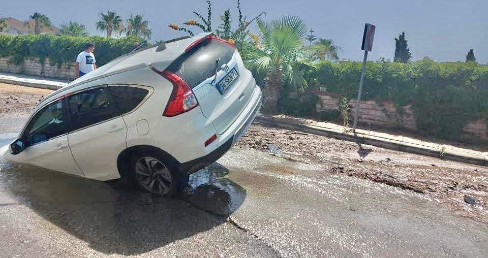 Ana İsale Hattı Yine Patladı