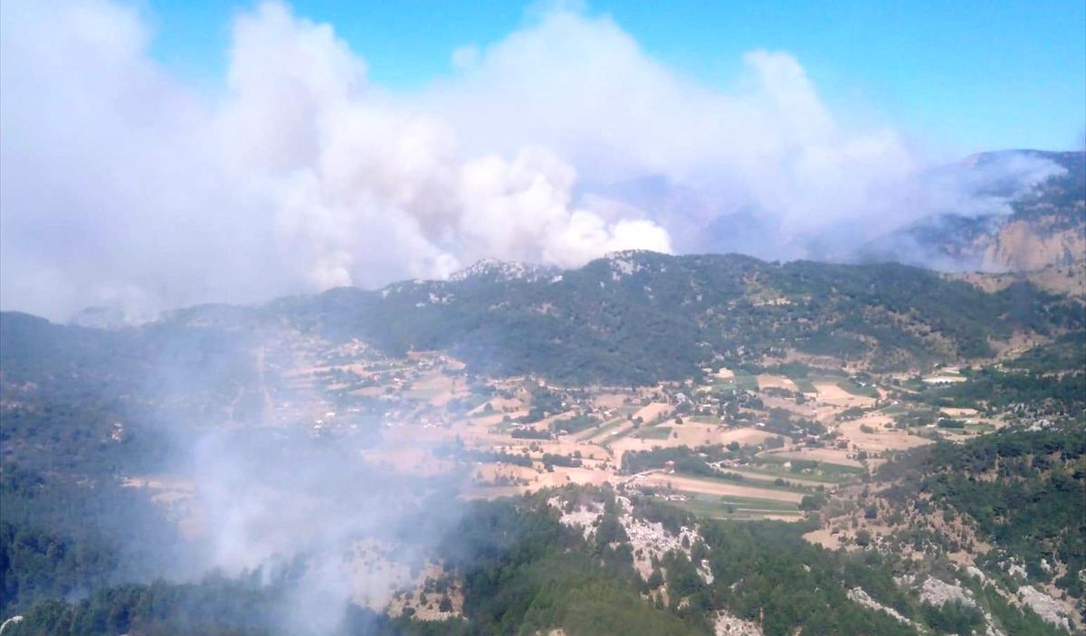 Tüm Hava Araçları Muğla Yangınlarında