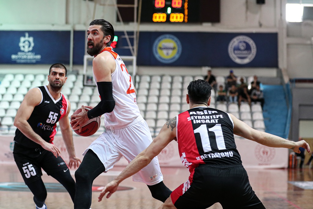 Çağdaş Bodrum Yarı Finalde