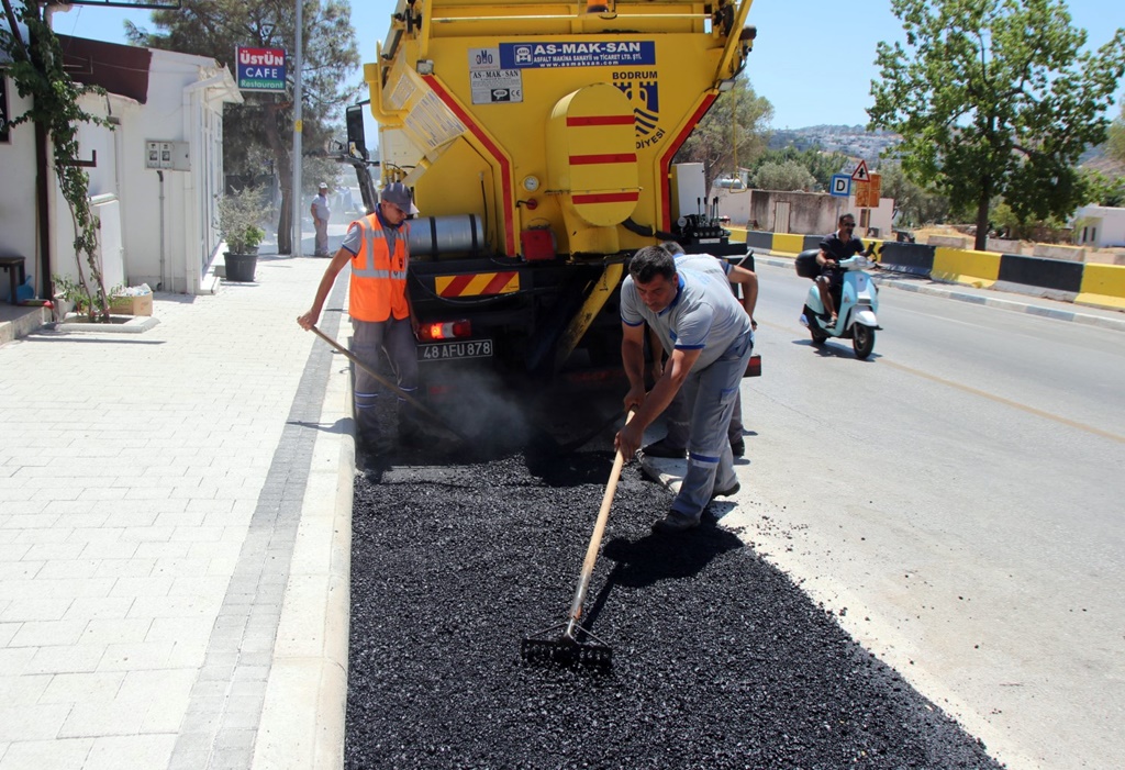 Belediye Ekipleri Bitez'de