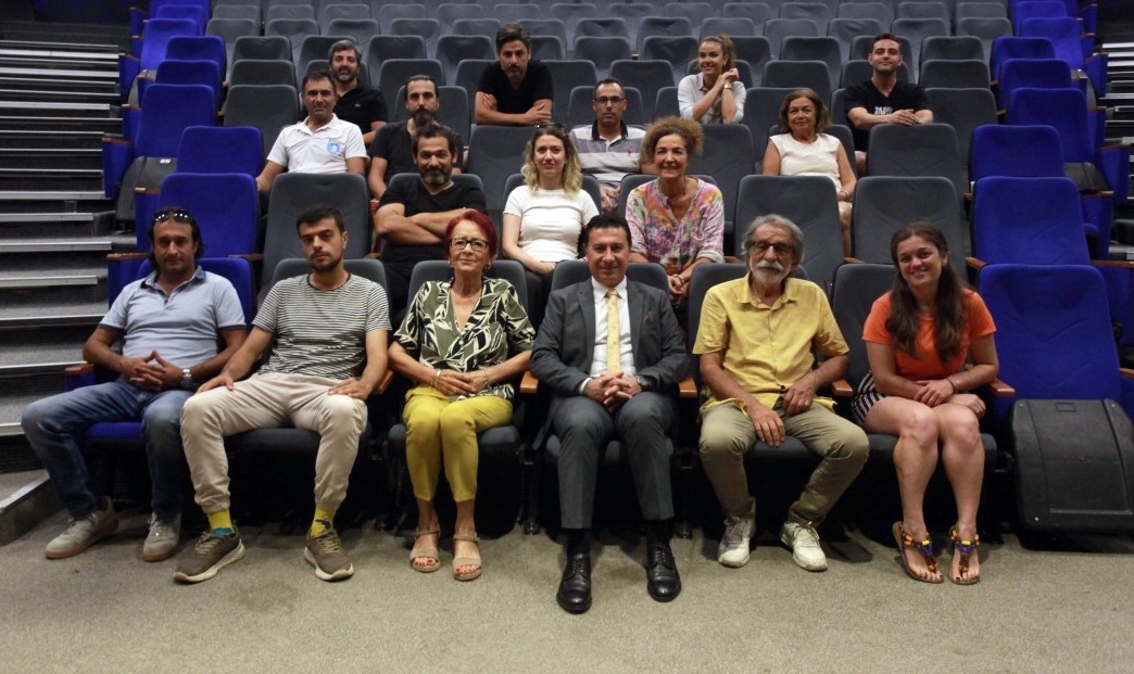 Başkan Aras, Ekibi Kutladı