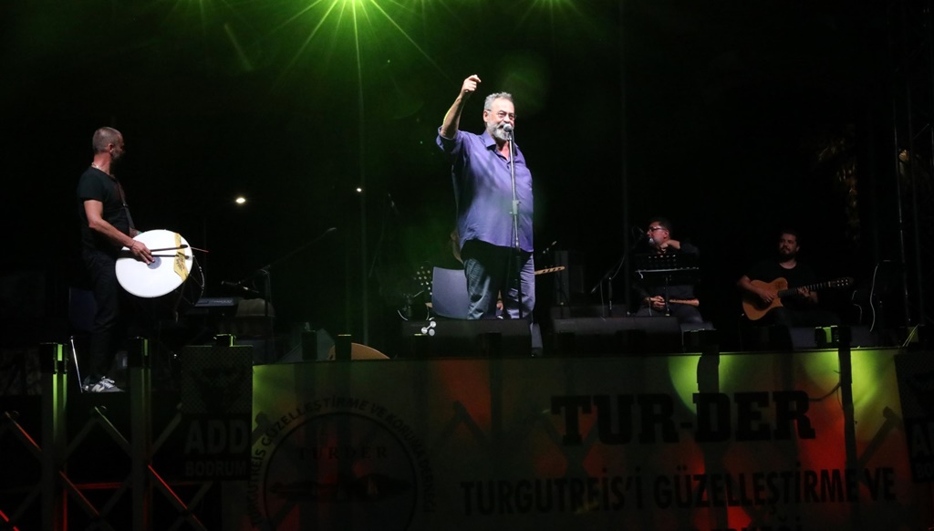 Turgutreis’te Dünya Barış Günü Konseri