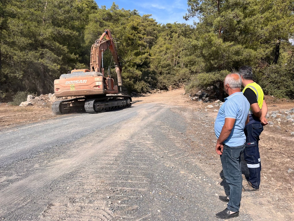 Çamlıca Köyünün Yol Sorunu Çözüldü