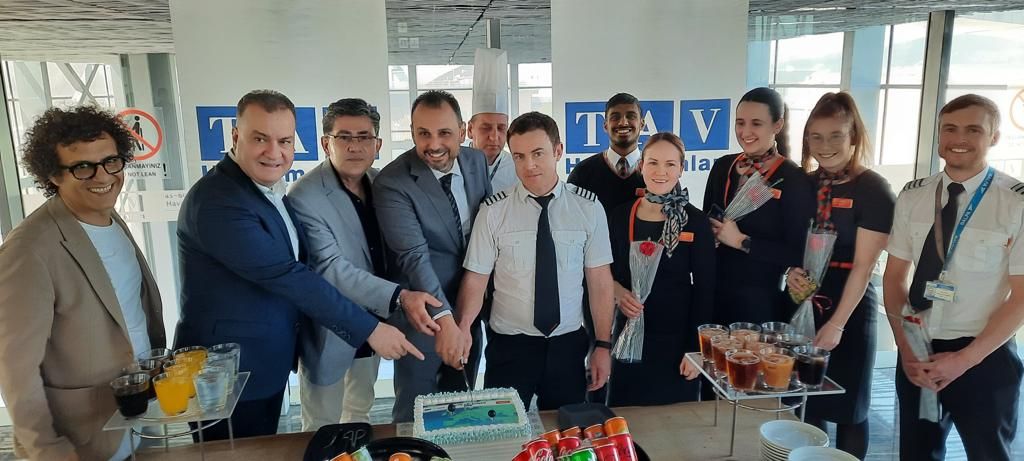 Sezonu Yine İngilizler Açtı