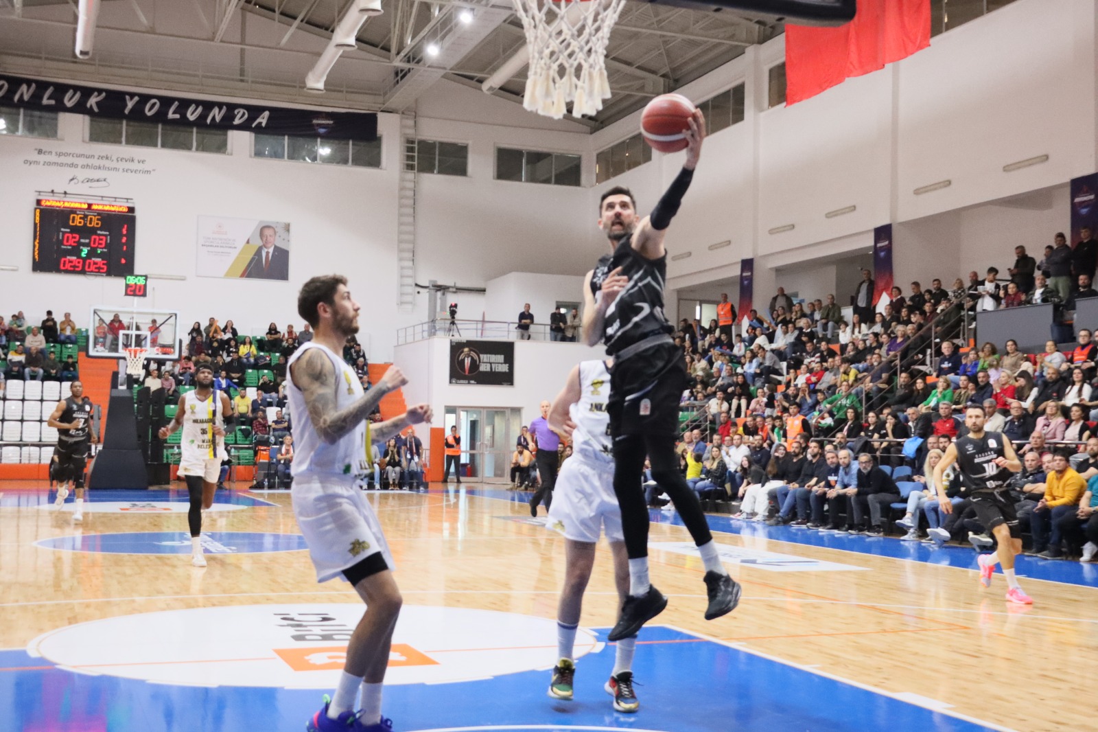 Rakip, İzmir Temsilcisi
