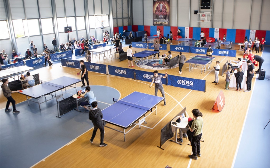 Masa Tenisi Sporcuları Bahçeşehir'de Buluştu