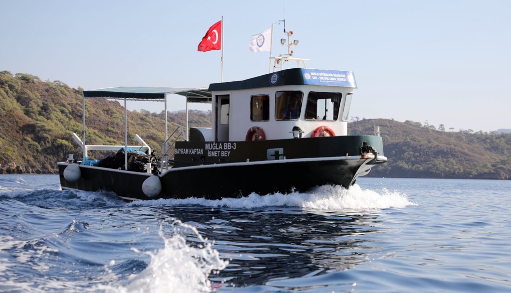 40 Bin Kg Çöp Toplandı