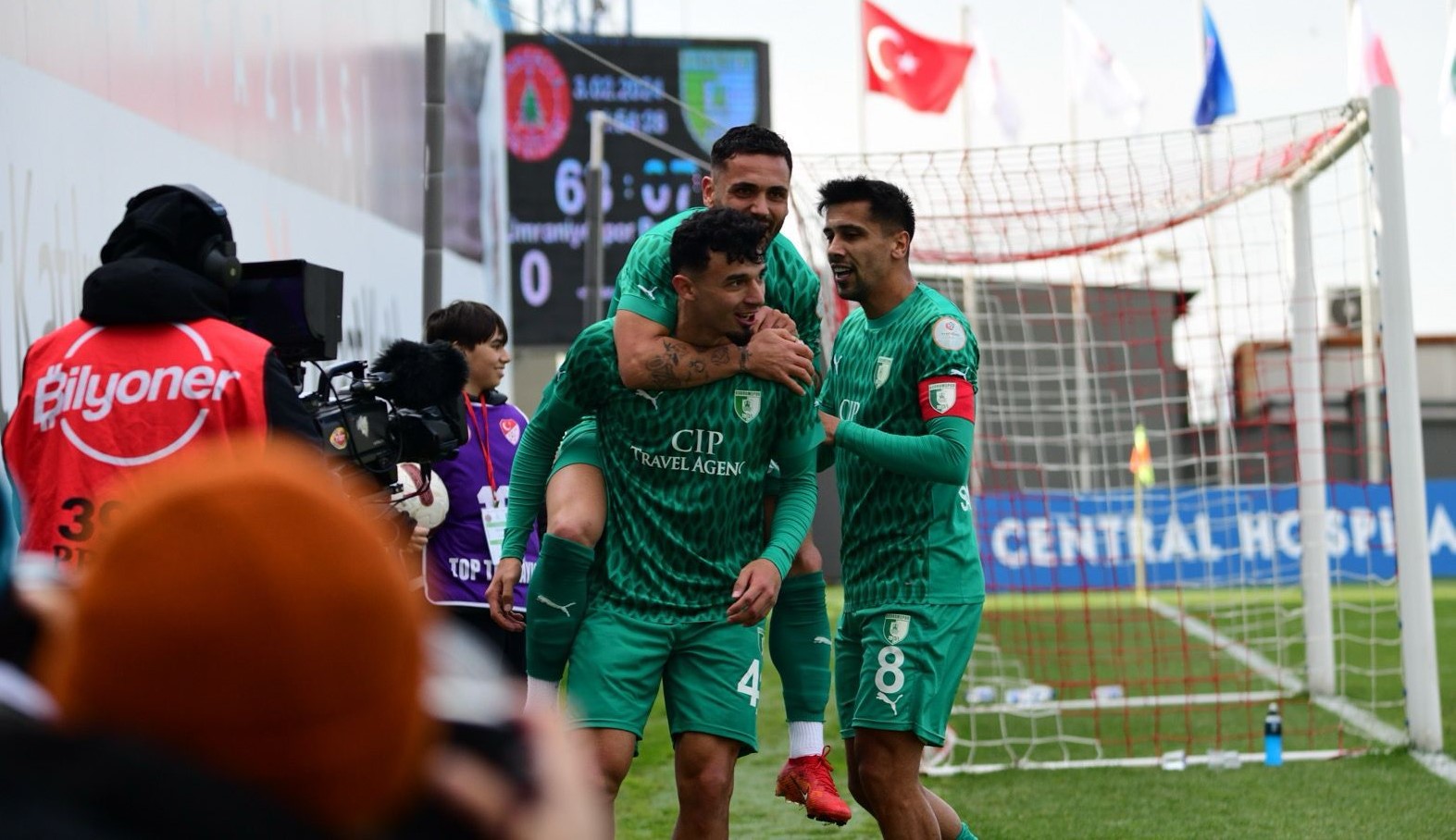 Altın Değerinde 3 Puan