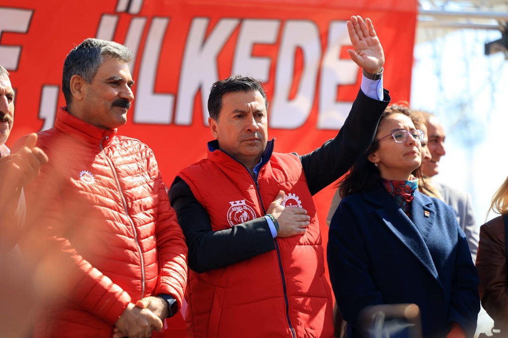 Aras: "Toplumcu Belediyecilik Anlayışıyla Çözüm Üreteceğiz