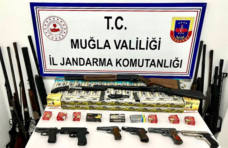Ev değil cephanelik