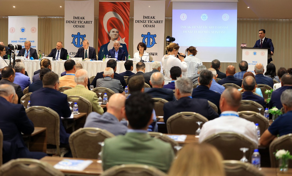 Başkan Aras Deniz Turizmi Çalıştayına Katıldı