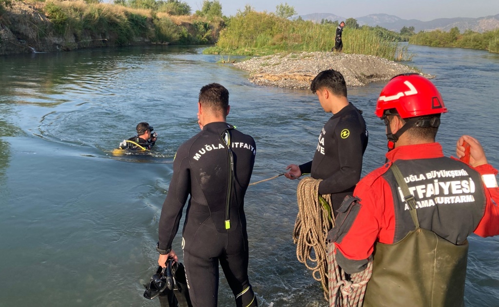 Su Altı Arama Kurtarma Ekibi Görev Başında