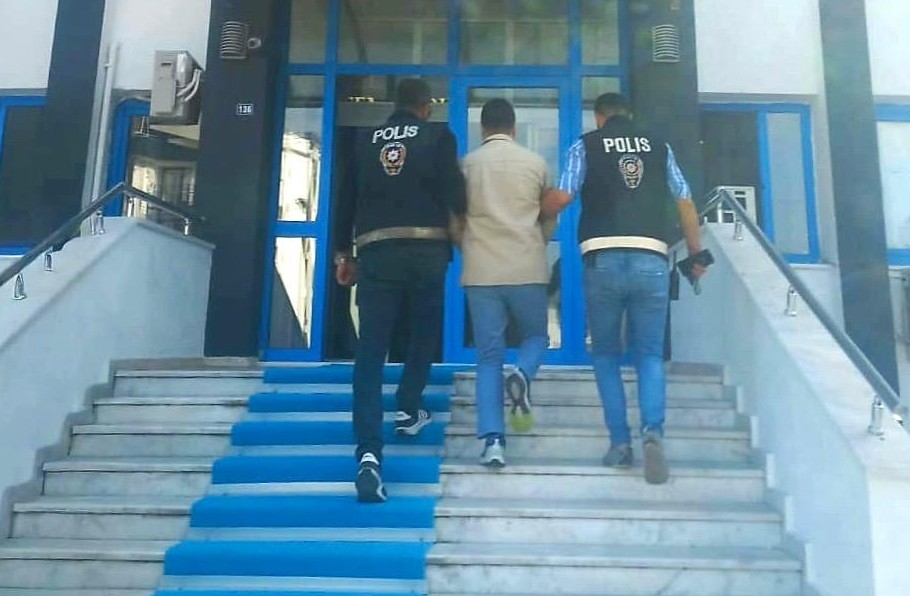 Eş Zamanlı Operasyonda 15 Şüpheli Yakalandı