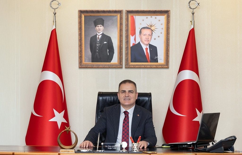 Vali Akbıyık'tan Yeni Yıl Mesajı
