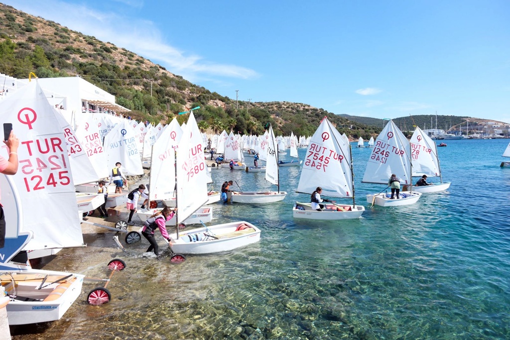 4 Ülkeden 270 Sporcu Katılıyor