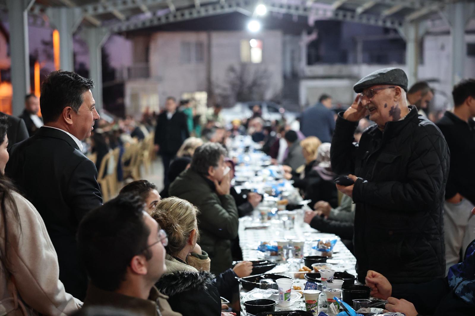 Büyükşehir'den İftar Sofraları