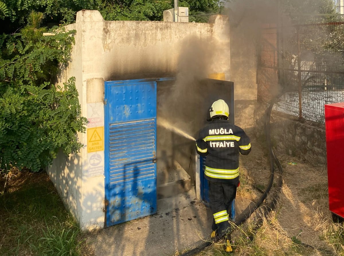 Bodrum'da Trafo Yangını