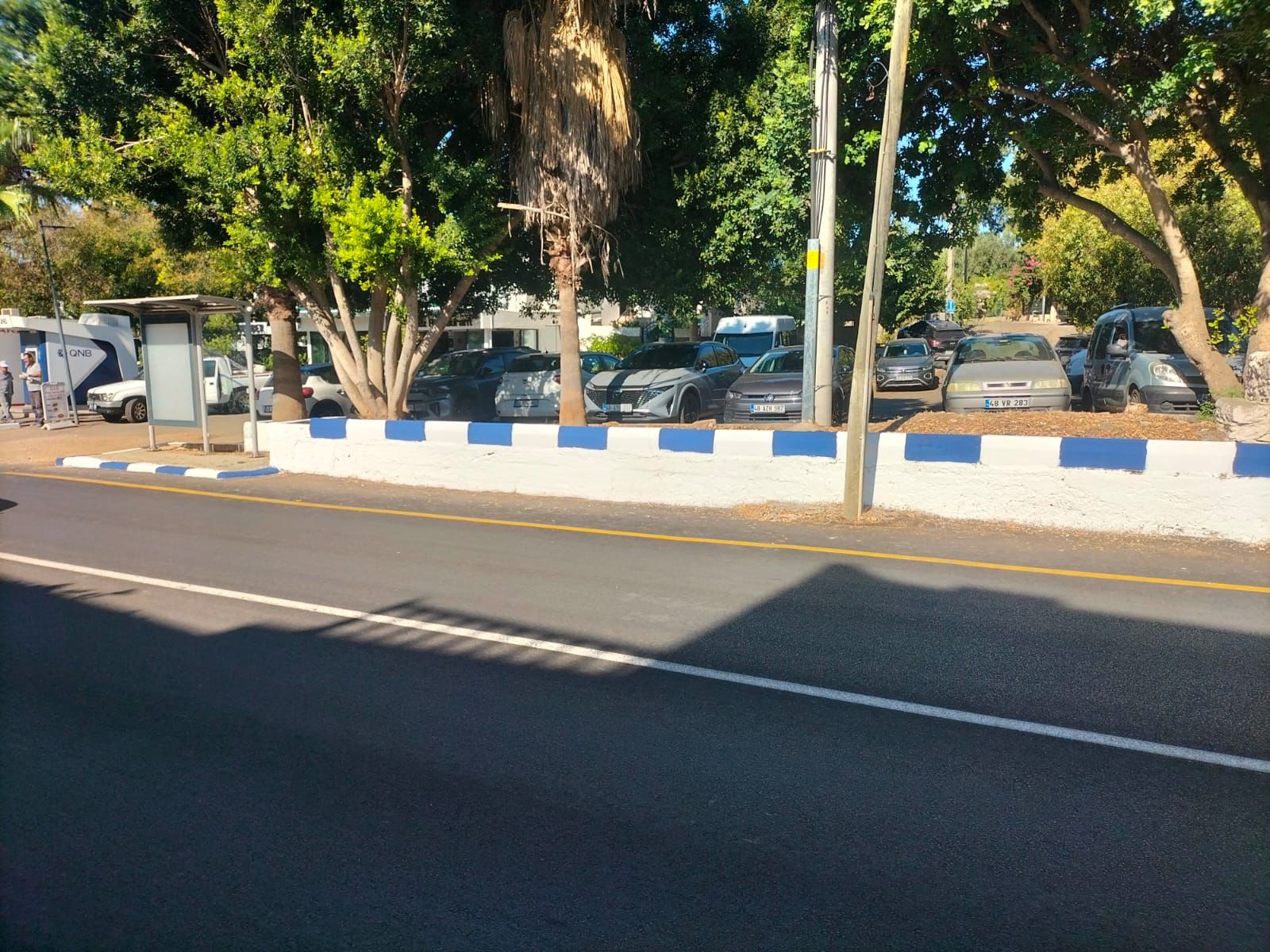 Bodrum’un Cadde ve Sokakları Mavi Beyaza Boyanıyor