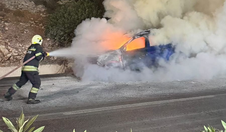 Bodrum'da Araç Yangını